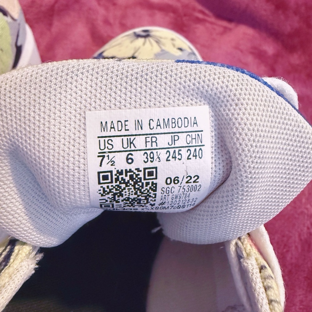 Adidas Women's Floral Sneakers - Blue and Pink - Picture 4 of 9
